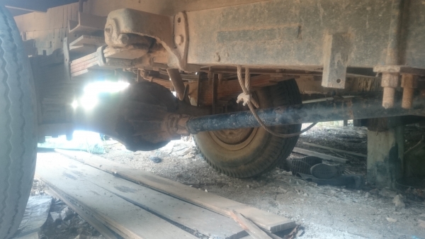 ขายอีแต๋น ใหญ่  เพลาลอย เครื่อง4 สูบ  สโลปลายเกียร์  บรรทุก 5-6 ตันสบายยางดี 4 เส้น