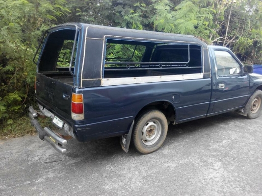 กระบะสวยๆๆเครื่อง2500(87) แอร์เย็น เครื่องดี ไม่มีไอพร้อมใช้ เอกสารทะเบียน