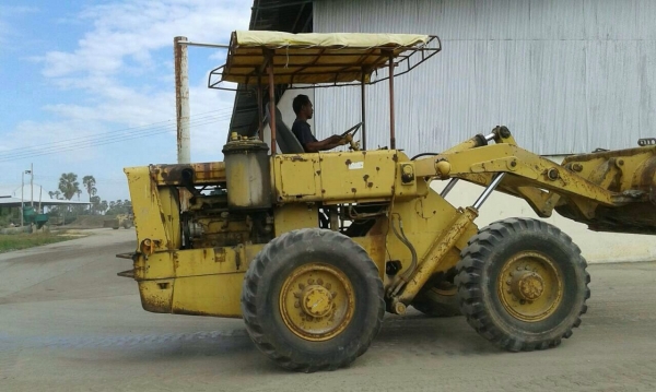 ขายรถตักล้อยาง Kumutsu JH60 เอวแข็ง ขายรถตักล้อยาง Kumutsu JH60 เอวแข็ง