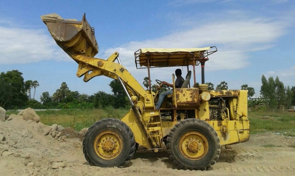 ขายรถตักล้อยาง Kumutsu JH60 เอวแข็ง