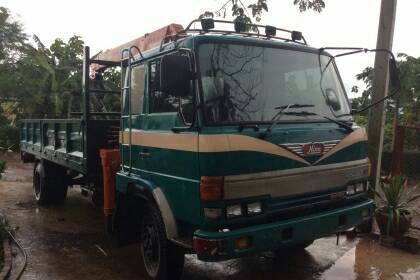 ขายรถสวยๆ 645,000บ หกล้อ ฮีโน่ FD185 เครน UNIC 3 ตัน สภาพดีสวยทั้งคันพร้อมใช้งาน ทะเบียนพร้อมโอน