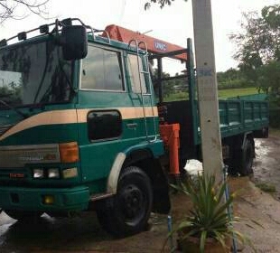 ขายรถสวยๆ 645,000บ หกล้อ ฮีโน่ FD185 เครน UNIC 3 ตัน สภาพดีสวยทั้งคันพร้อมใช้งาน ทะเบียนพร้อมโอน