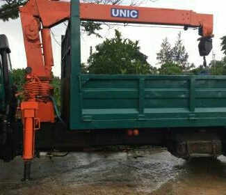 ขายรถสวยๆ 645,000บ หกล้อ ฮีโน่ FD185 เครน UNIC 3 ตัน สภาพดีสวยทั้งคันพร้อมใช้งาน ทะเบียนพร้อมโอน