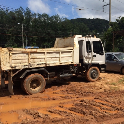 ขายรถหกล้อดั้ม ISUZU-195