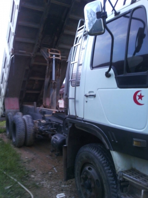 ขายรถบรรทุก 10 ล้อดัมพ์ HINO FM3M 240 แรงม้า มีระบบลากพ่วง ราคา 1000000