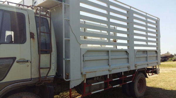 หกล้อ ฮีโน่ FF3H195ปี39 กะบะยาว5.20ม สภาพพร้อมใช้ ทะเบียนพร้อมโอน