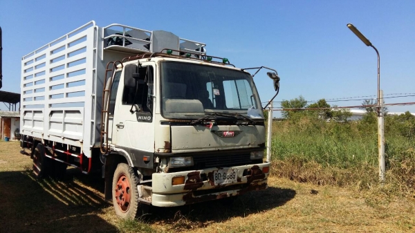 หกล้อ ฮีโน่ FF3H195ปี39 กะบะยาว5.20ม สภาพพร้อมใช้ ทะเบียนพร้อมโอน