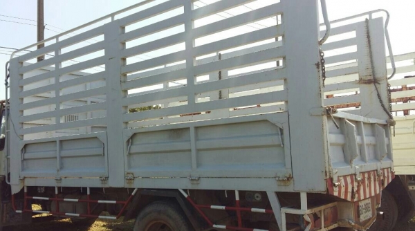 หกล้อ ฮีโน่ FF3H195ปี39 กะบะยาว5.20ม สภาพพร้อมใช้ ทะเบียนพร้อมโอน