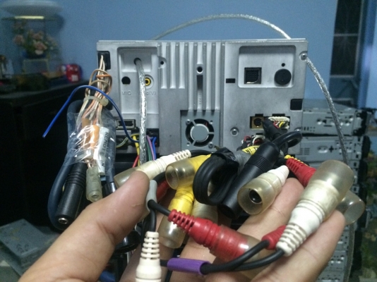 Alpine IVA-W502E รุ่นใหญ่ 24BIT USB lPOD DVD-RW MP3-RW CD-RW AUX ปรีเอ้า3ชุด ช่องOptical 1ช่อง พร้อมรีโมท มือ2