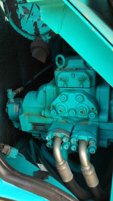 Kobelco SK120-2 พร้อมหัวกระแทกและปุ้งกี๋ นำเข้าจากญี่ปุ่น โทร.090-986-2521 อ๊อบ Kobelco SK120-2 พร้อมหัวกระแทกและปุ้งกี๋ นำเข้าจากญี่ปุ่น โทร.090-986-2521 อ๊อบ