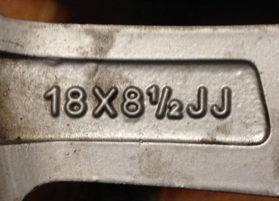 ล้อ BRABUS Block 6 ขอบ18 5รู112 หน้า 8.5 นิ้ว ET+35  สภาพดี ไม่มีซ่อม