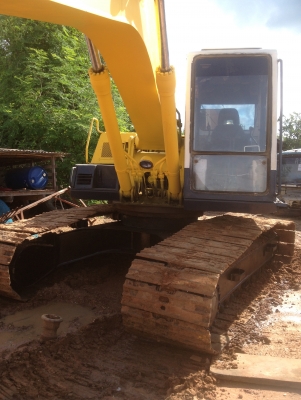 ขายโคมัสสุ pc200 รุ่น5 ขายโคมัสสุ pc200 รุ่น5