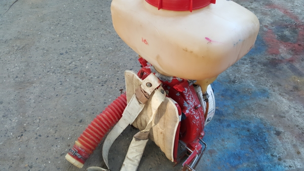 เครื่องพ่นปุ๋ย เครื่องพ่นปุ๋ย