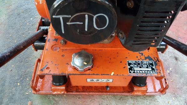 เครื่องตบดิน 50 x 50 MIKASA รหัสสินค้า T - 10