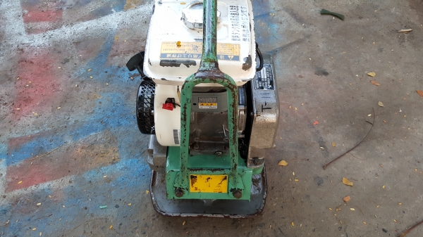 เครื่องตบดิน เดินหน้าถอยหลังได้ รหัสสินค้า T - 11