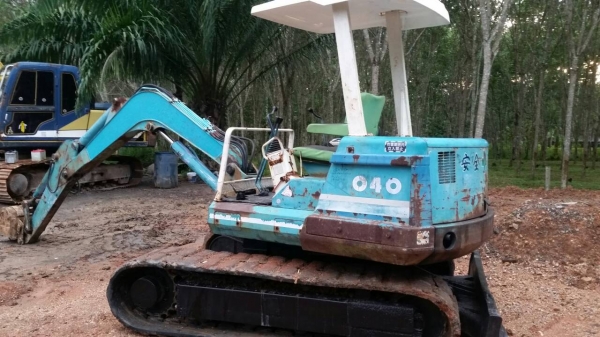 ขายรถแบคโฮ KUBOTA 40-6 รถเก่านอก เอกสารอินวอย แทรคยาง ราคา 270000