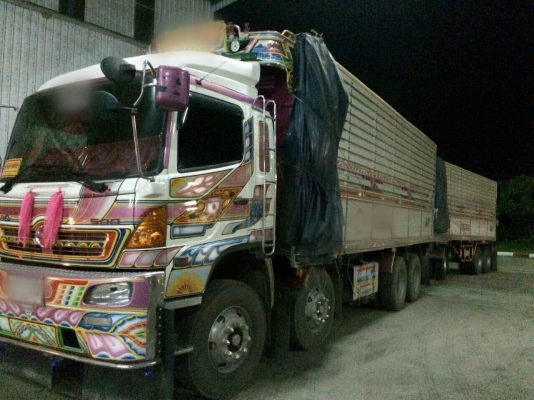 ขายอีซูซุ 270 แม่ปี2547 เนียมส.สมบัติ ลูกเหล็กปี2550 พร้อมใช้งานเลยครับ