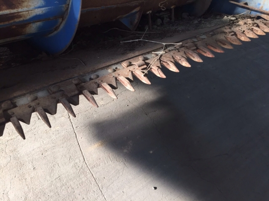 ISEKI HG750 รถเกี่ยวข้าวหน้าขวักเก่านอกเดิมๆ