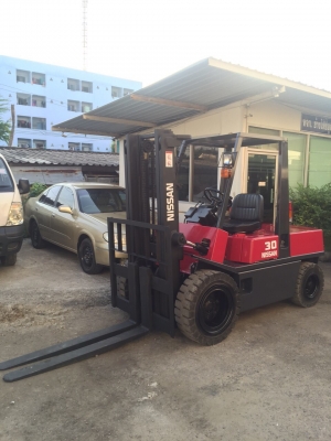 ขายรถยกโฟร์คลิฟท์ NISSAN 3 ตัน เกียร์ออโต้ ขายรถยกโฟร์คลิฟท์ NISSAN 3 ตัน เกียร์ออโต้