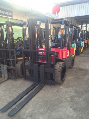 ขายรถยกโฟร์คลิฟท์ NISSAN 3 ตัน เกียร์ออโต้ ขายรถยกโฟร์คลิฟท์ NISSAN 3 ตัน เกียร์ออโต้