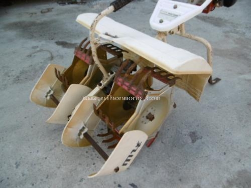 เครื่องกำจัดวัชพืชในร่องข้าว  MARUYAMA   MKC-304 รหัสสินค้า : 80803345   Line ID: nihonmono  หรือเพิ่มเติมไดที่ www.nihonmono.com