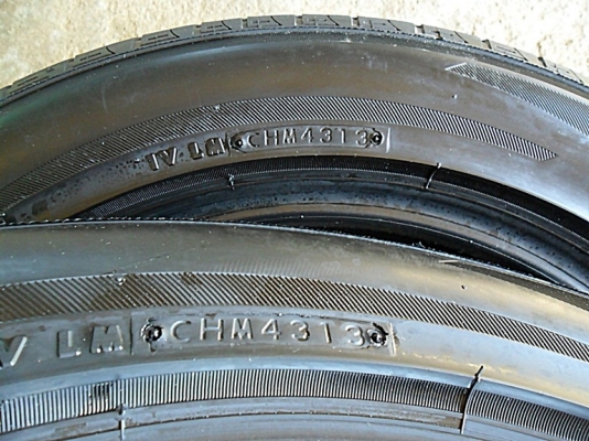 ยาง17 บริดสโตน215-55-R17ลงพื้นปี14( 4เส้น4,500) ยาง17 บริดสโตน215-55-R17ลงพื้นปี14( 4เส้น4,500)