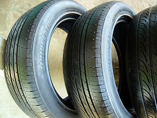 ยาง17 บริดสโตน215-55-R17ลงพื้นปี14( 4เส้น4,500) ยาง17 บริดสโตน215-55-R17ลงพื้นปี14( 4เส้น4,500)