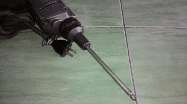 ขายด่วนสว่านไขควง MAKITA 6700N Made in japan.