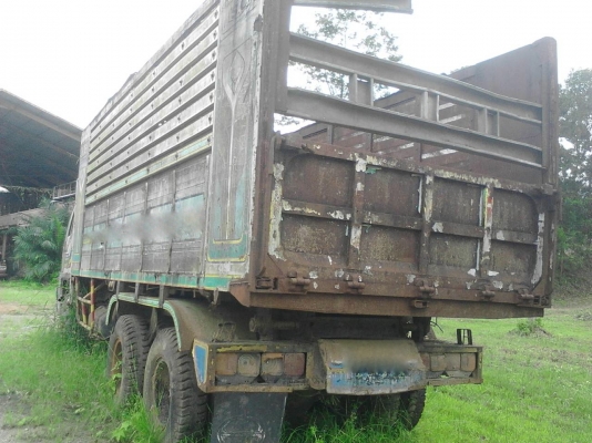 รถฮีโน่ 10 ล้อดั๊ม FM3M  240 แรงม้า ปี 39.   สนใจติดต่อ  081 - 6079515