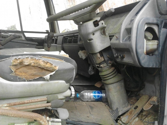 รถฮีโน่ 10 ล้อดั๊ม FM3M  240 แรงม้า ปี 39.   สนใจติดต่อ  081 - 6079515