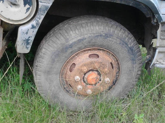 รถฮีโน่ 10 ล้อดั๊ม FM3M  240 แรงม้า ปี 39.   สนใจติดต่อ  081 - 6079515