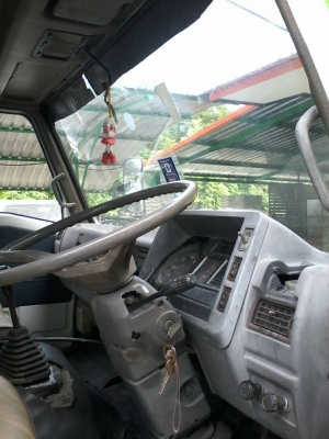 ขาย 6 ล้อ HINO KM 779 ติดเครน 3 ตัน