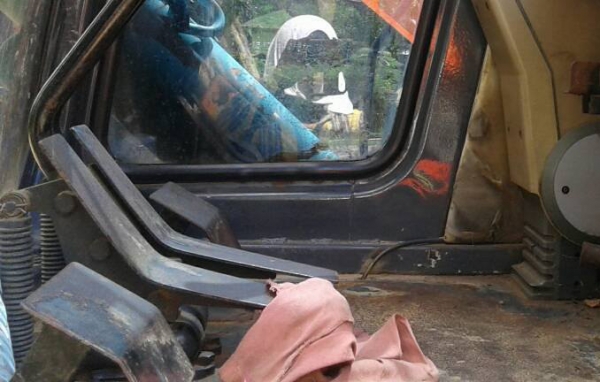 แบคโฮ KOBELCO MARK-3 SK200 ไฟครบ อินวอย **ขาย KOBELCO SK-200 MARK 3 แบคโฮยอดนิยม สภาพพร้อมใช้งาน เอกสารอินวอย HYD.EXCAVATOR KOBELCO SK-200 MARK 3 เก๋งน้ำเงิน เครื่องเดิม ปั้มเดิม ไฟฟ้าครบ เครื่องดี แน่น ปั้มดี แรงดี ครับ ทำงานดี เร็ว แบคโฮ KOBELCO MARK-3 SK200 ไฟครบ อินวอย **ขาย KOBELCO SK-200 MARK 3 แบคโฮยอดนิยม สภาพพร้อมใช้งาน เอกสารอินวอย HYD.EXCAVATOR KOBELCO SK-200 MARK 3 เก๋งน้ำเงิน เครื่องเดิม ปั้มเดิม ไฟฟ้าครบ เครื่องดี แน่น ปั้มดี แรงดี ครับ ทำงานดี เร็ว