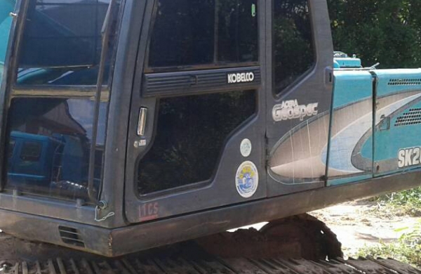 แบคโฮ KOBELCO MARK-3 SK200 ไฟครบ อินวอย **ขาย KOBELCO SK-200 MARK 3 แบคโฮยอดนิยม สภาพพร้อมใช้งาน เอกสารอินวอย HYD.EXCAVATOR KOBELCO SK-200 MARK 3 เก๋งน้ำเงิน เครื่องเดิม ปั้มเดิม ไฟฟ้าครบ เครื่องดี แน่น ปั้มดี แรงดี ครับ ทำงานดี เร็ว แบคโฮ KOBELCO MARK-3 SK200 ไฟครบ อินวอย **ขาย KOBELCO SK-200 MARK 3 แบคโฮยอดนิยม สภาพพร้อมใช้งาน เอกสารอินวอย HYD.EXCAVATOR KOBELCO SK-200 MARK 3 เก๋งน้ำเงิน เครื่องเดิม ปั้มเดิม ไฟฟ้าครบ เครื่องดี แน่น ปั้มดี แรงดี ครับ ทำงานดี เร็ว