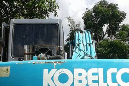 แบคโฮ KOBELCO MARK-3 SK200 ไฟครบ อินวอย **ขาย KOBELCO SK-200 MARK 3 แบคโฮยอดนิยม สภาพพร้อมใช้งาน เอกสารอินวอย HYD.EXCAVATOR KOBELCO SK-200 MARK 3 เก๋งน้ำเงิน เครื่องเดิม ปั้มเดิม ไฟฟ้าครบ เครื่องดี แน่น ปั้มดี แรงดี ครับ ทำงานดี เร็ว แบคโฮ KOBELCO MARK-3 SK200 ไฟครบ อินวอย **ขาย KOBELCO SK-200 MARK 3 แบคโฮยอดนิยม สภาพพร้อมใช้งาน เอกสารอินวอย HYD.EXCAVATOR KOBELCO SK-200 MARK 3 เก๋งน้ำเงิน เครื่องเดิม ปั้มเดิม ไฟฟ้าครบ เครื่องดี แน่น ปั้มดี แรงดี ครับ ทำงานดี เร็ว