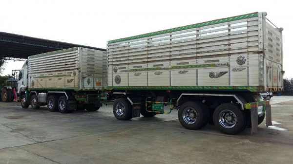 อีซูซุ 360 แม่ลูกพ่วงเกษตรแม่12ล้อ..ปี56  ขายดาวน์ 900,000 ผ่อน 75,124 ^37 งวด ยางสภาพ70-80\%...รถพร้อมใช้งานครับ