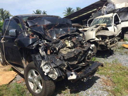 ซากอีซูซุออนนิวส์ เครื่อง2500 ไฮเเลนด์เดอร์ ปี14 รื้อเเยกขายอะไหลทั้งคันมีหลายรุ่นเก๋งเเละกระบะ รับซื้อรถอุบัติทุกสภาพ ซากอีซูซุออนนิวส์ เครื่อง2500 ไฮเเลนด์เดอร์ ปี14 รื้อเเยกขายอะไหลทั้งคันมีหลายรุ่นเก๋งเเละกระบะ รับซื้อรถอุบัติทุกสภาพ