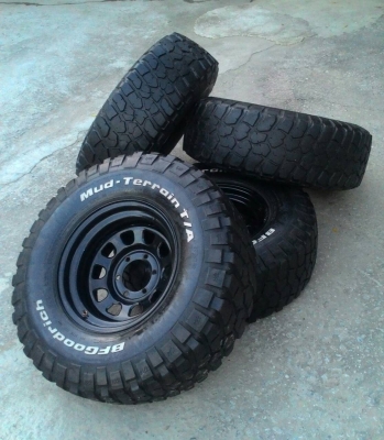 ขาย BF Mud 33 R 16 พร้อมล้อ ขาย BF Mud 33 R 16 พร้อมล้อ