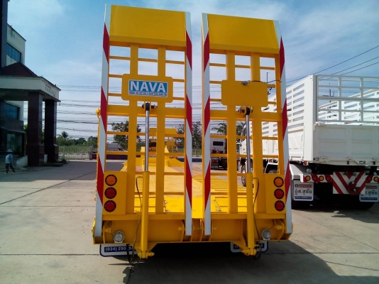 รถเทรลเลอร์บรรทุกเครื่องจักรรุ่นพิเศษ2 รถเทรลเลอร์บรรทุกเครื่องจักรรุ่นพิเศษ2