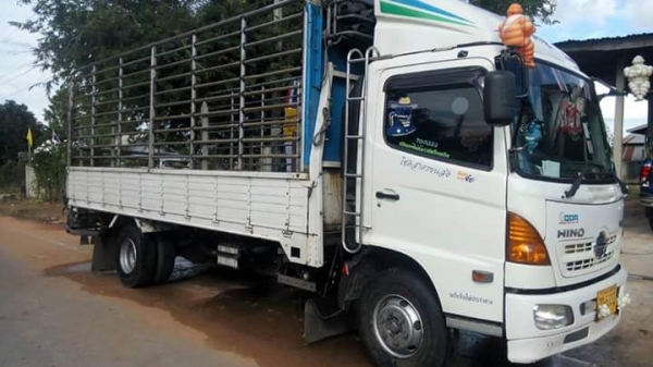 ขายรถ6ล้อ HINO MEGA 175แรง ปี55 ใช้งานน้อย ยาว5.50เมตร สภาพพร้อมใช้งาน เอกสารพร้อมโอน ราคา1.1ล้าน สนใจโทร 090-8588220คุณนะ 093-3258446คุณบิว หรือเข้าดูสินค้าอื่นๆได้ที่ www.truck.in.th/498 หรือเพจFacebook ณรงค์ ซื้อขายรถมือสอง (เว็บไซต์ส่วนตัว) หรือFacebo