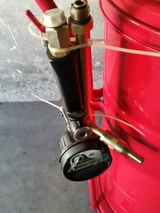 ขาย - เครื่องอัดจาระบี หรือ ดูดน้ำมันเครื่อง ASHI TD 930G ของใหม่ นำเข้าใต้หวันครับ