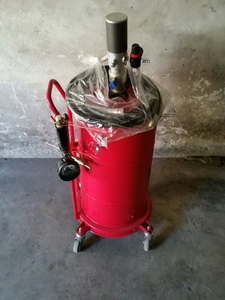 ขาย - เครื่องอัดจาระบี หรือ ดูดน้ำมันเครื่อง ASHI TD 930G ของใหม่ นำเข้าใต้หวันครับ