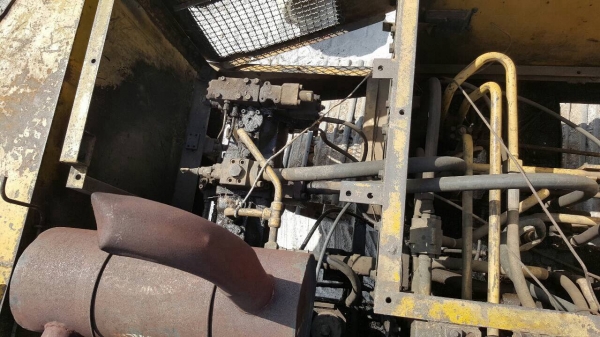 ขายแบคโฮ MITSUBISHI 200 รถใช้งานอยู่ โซ่ใหม่ เอวแน่น เครื่องดี เอกสารใบซื้อขาย