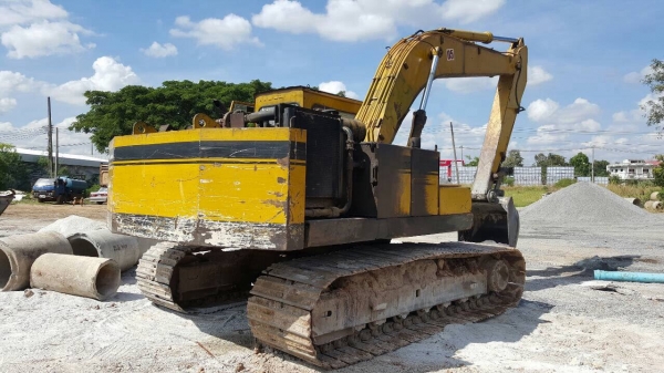 ขายแบคโฮ MITSUBISHI 200 รถใช้งานอยู่ โซ่ใหม่ เอวแน่น เครื่องดี เอกสารใบซื้อขาย