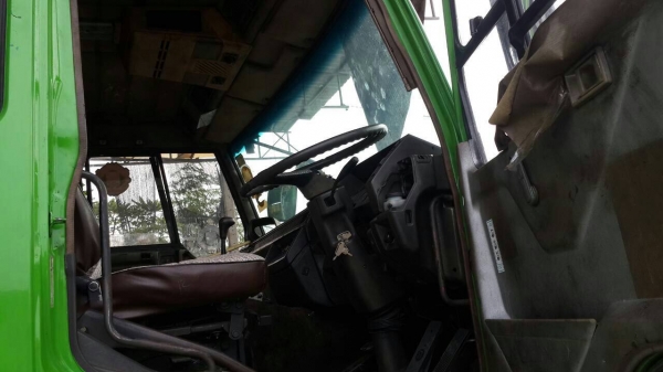 ขาย 10ล้อ เพลาเดียว รถร่อง เครื่อง. 195แรง สภาพสวยพร้อมใช้ ขาย 470000บาท