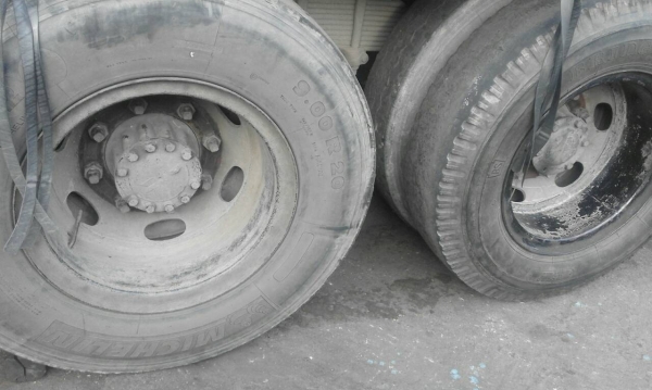 สิบล้อ1เพา อีซูชุ JCM 165แรง แอร์ เวอร์ ทิฟฟี ช่วงยาว 7.ม สภาพดีพร้อมใช้ เล่มเอกสารถูกต้อง ทะเบียนพร้อมโอน ครับ สิบล้อ1เพา อีซูชุ JCM 165แรง แอร์ เวอร์ ทิฟฟี ช่วงยาว 7.ม สภาพดีพร้อมใช้ เล่มเอกสารถูกต้อง ทะเบียนพร้อมโอน ครับ