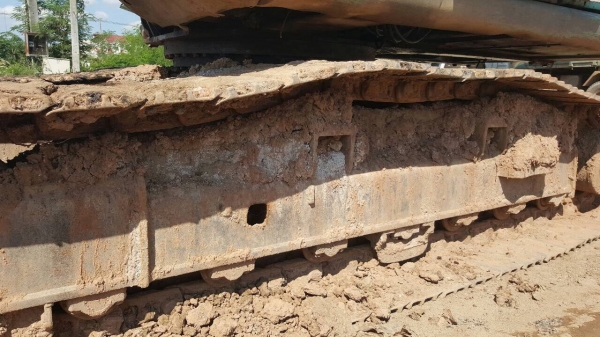 ขาย แบคโฮ KOBELCO SK200 Mark 5 เอกสารเล่มทะเบียนครบ ขายตามสภาพ ราคาต่อรองได้ครับ