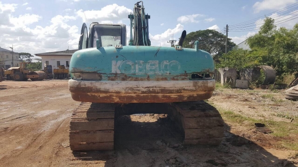 ขาย แบคโฮ KOBELCO SK200 Mark 5 เอกสารเล่มทะเบียนครบ ขายตามสภาพ ราคาต่อรองได้ครับ