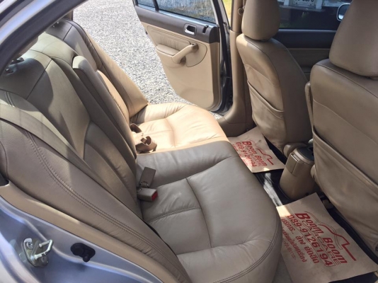 ขาย CIVIC เครื่อง 1.7 VTi-E โฉม Dimention ปี 2004 เกียร์ออโต้ สี เทา กระจกไฟฟ้า เบาะหนัง มี ABS,AIRBAG ตัวท็อป วิทยุ CD MP3 เครื่องดี เสียงเงียบ วิ่งนิ่ม ใช้งานปกติ