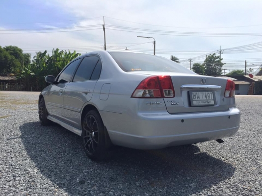 ขาย CIVIC เครื่อง 1.7 VTi-E โฉม Dimention ปี 2004 เกียร์ออโต้ สี เทา กระจกไฟฟ้า เบาะหนัง มี ABS,AIRBAG ตัวท็อป วิทยุ CD MP3 เครื่องดี เสียงเงียบ วิ่งนิ่ม ใช้งานปกติ